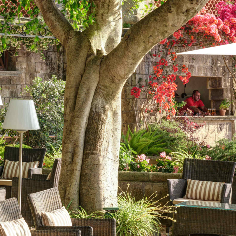 Immagine dellarea relax del Beach Club La Marine