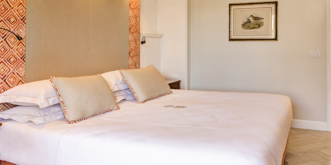 LuxurySuite